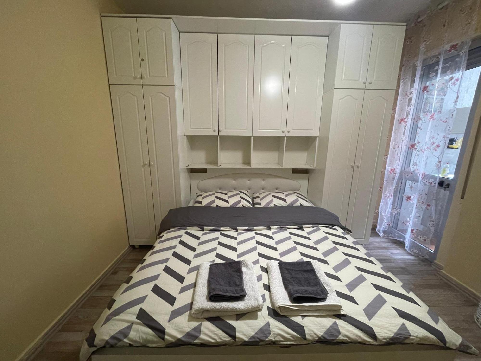 Bricks Apartment Near Pazari I Ri Τίρανα Εξωτερικό φωτογραφία